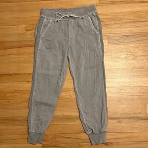 SALE! GAP women’s joggers